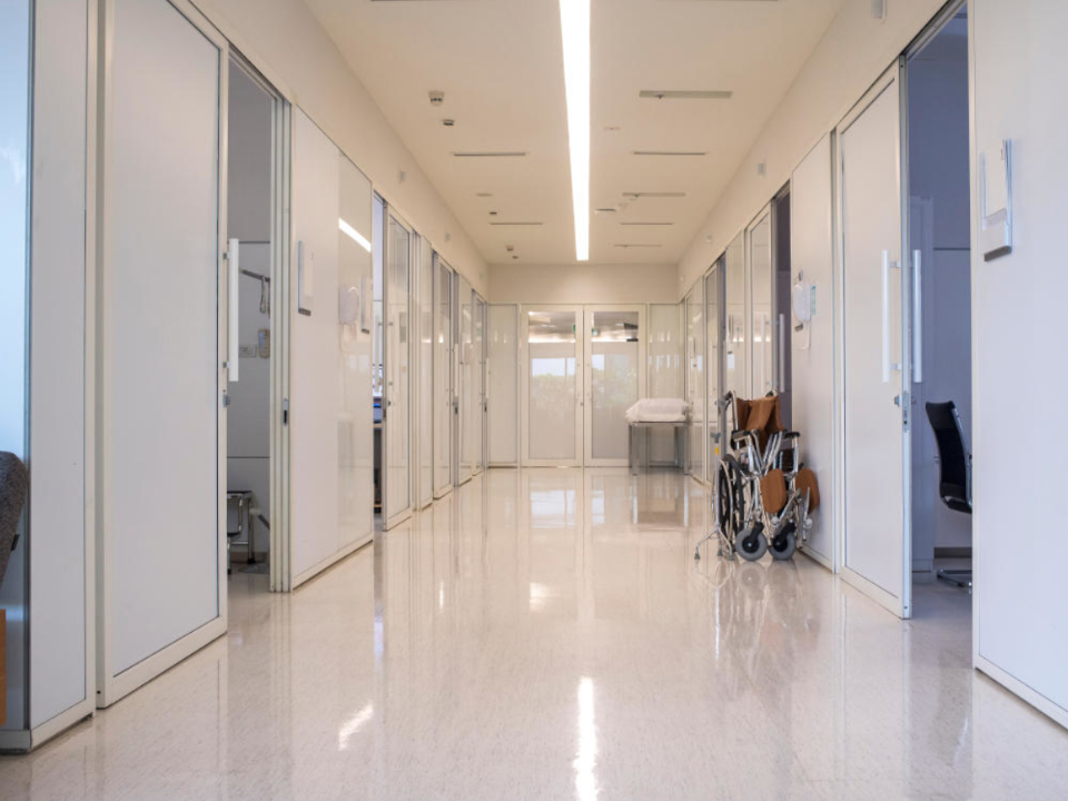 Commercial Painting - Clinic & Hospitals